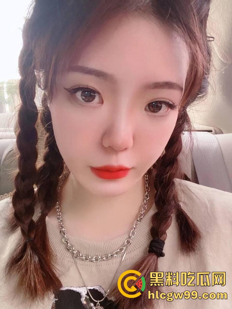 过年约炮杭州女大【孙倩倩】高冷皮囊下藏着欠操样,长毛衣底下啥都没穿,粉嫩骚逼湿成狗,跪着求肏被捅穿!-4