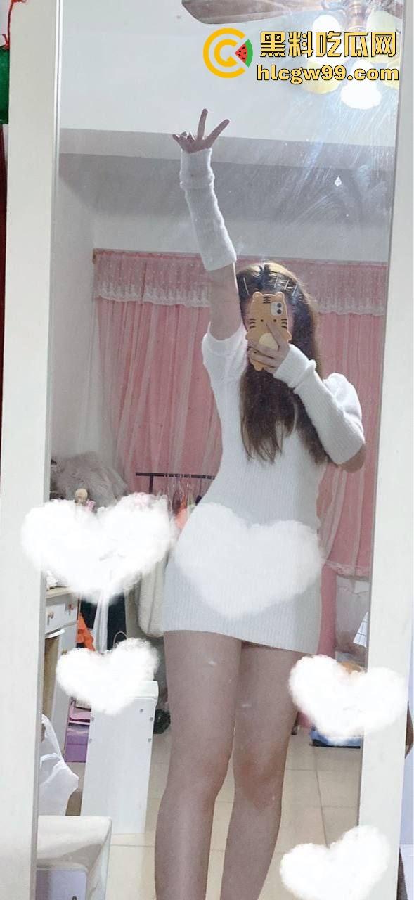 过年约炮杭州女大【孙倩倩】高冷皮囊下藏着欠操样,长毛衣底下啥都没穿,粉嫩骚逼湿成狗,跪着求肏被捅穿!-8