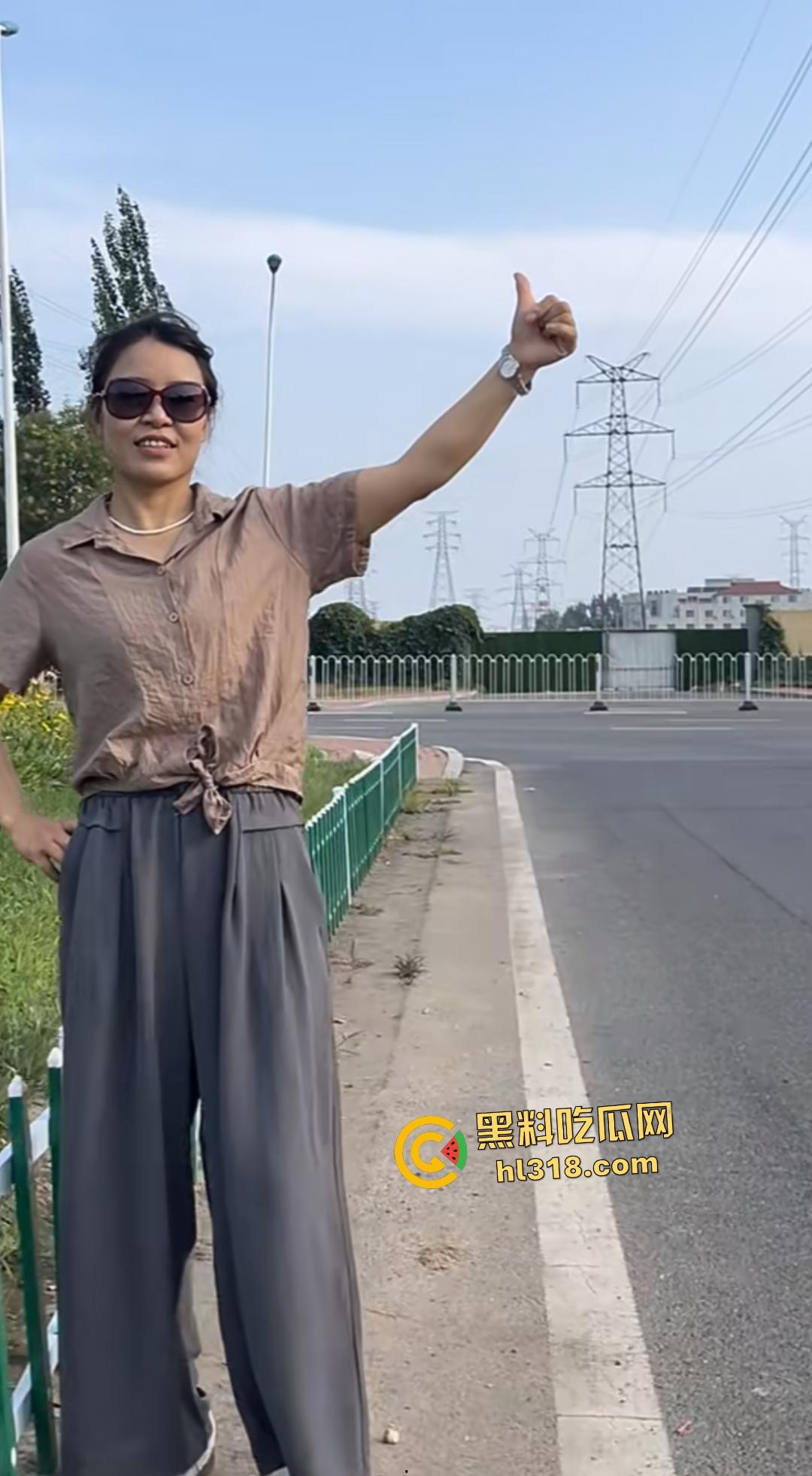 前夫养小三逼宫,儿子高考后母子联手翻盘,积攒许久的精子,后入射在屁股上还能再操一次!-1