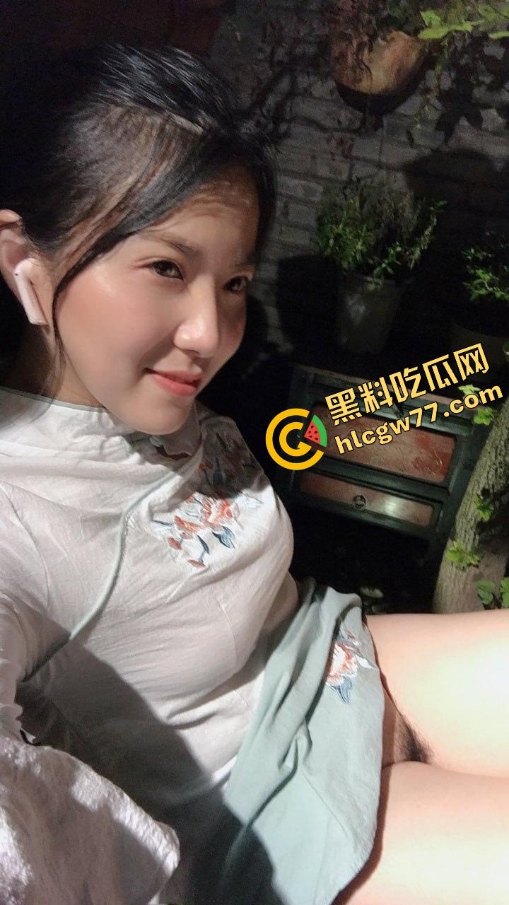 连云港良家少妇『黄霄敏』本是烟火清影,结果全程露脸被做成网盘种子疯传!-29