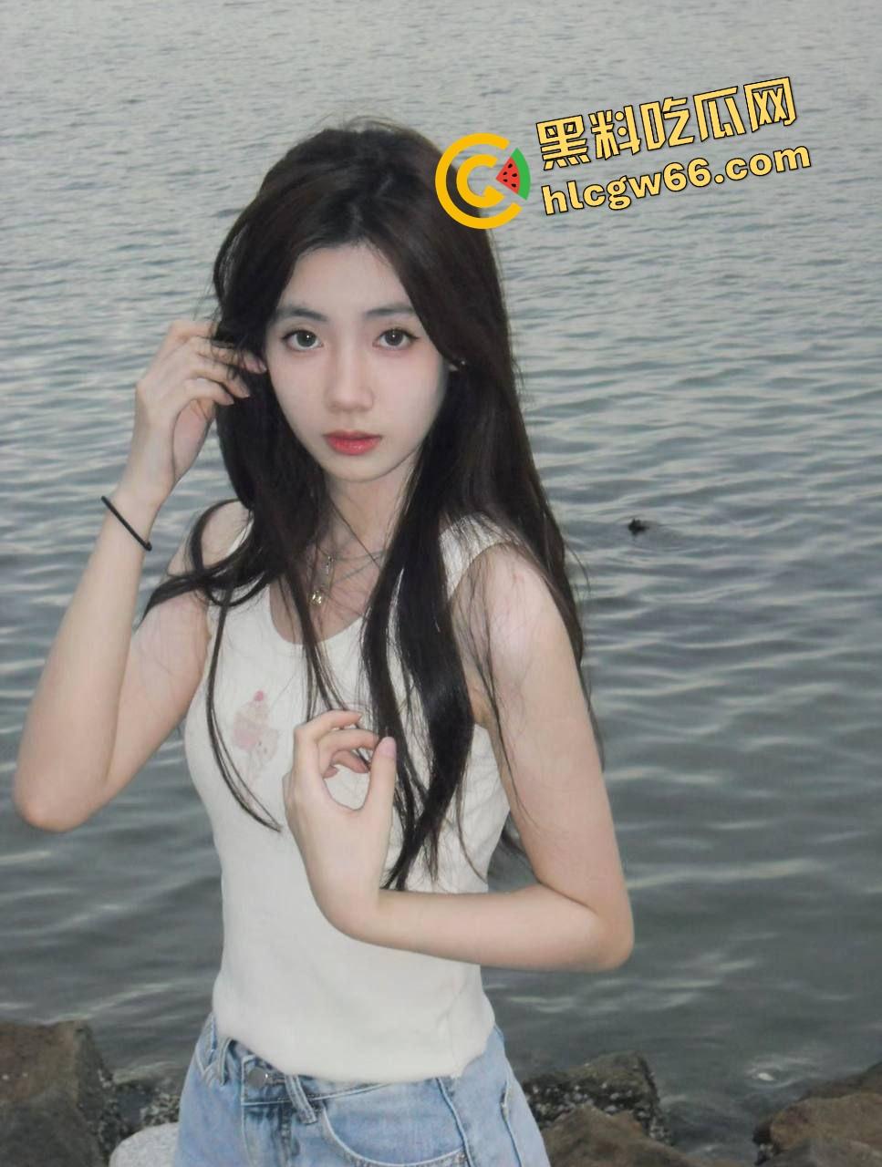 这南宁妹子真他妈骚，自己发穴勾人，约出来在商场卫生间口爆，还问想不想我在马桶上坐着给你舔？-5