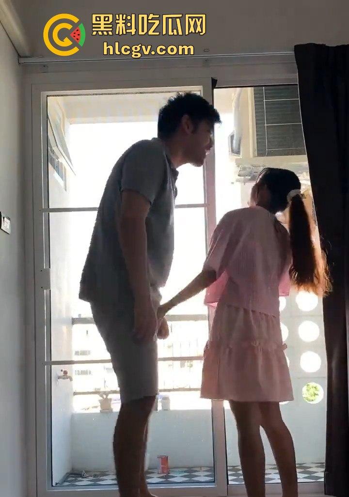 抖音网红开关灯变装骚操作之非常规抖音!美乳摇晃露乳撩人,灯光一暗一明,个个都让人上头!-15