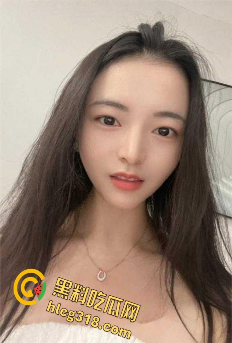 寂寞电子厂厂妹,不求名分不求钱财,只求大屌塞满自己的小穴,甘愿做车间主任的临时炮友 !-1