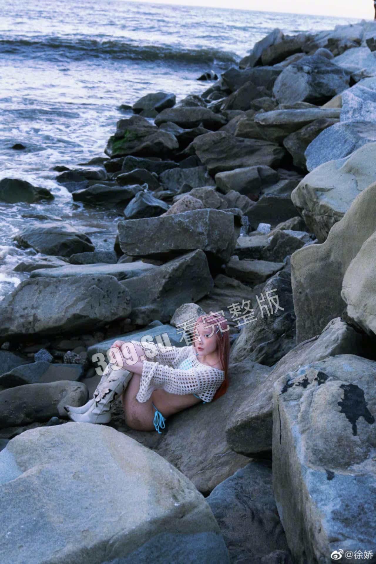 长江七号童星徐娇晒泳装，回应质疑：我很喜欢我的身体，大大方方的展示给大家看  瓜友们觉得这身材怎么样-5