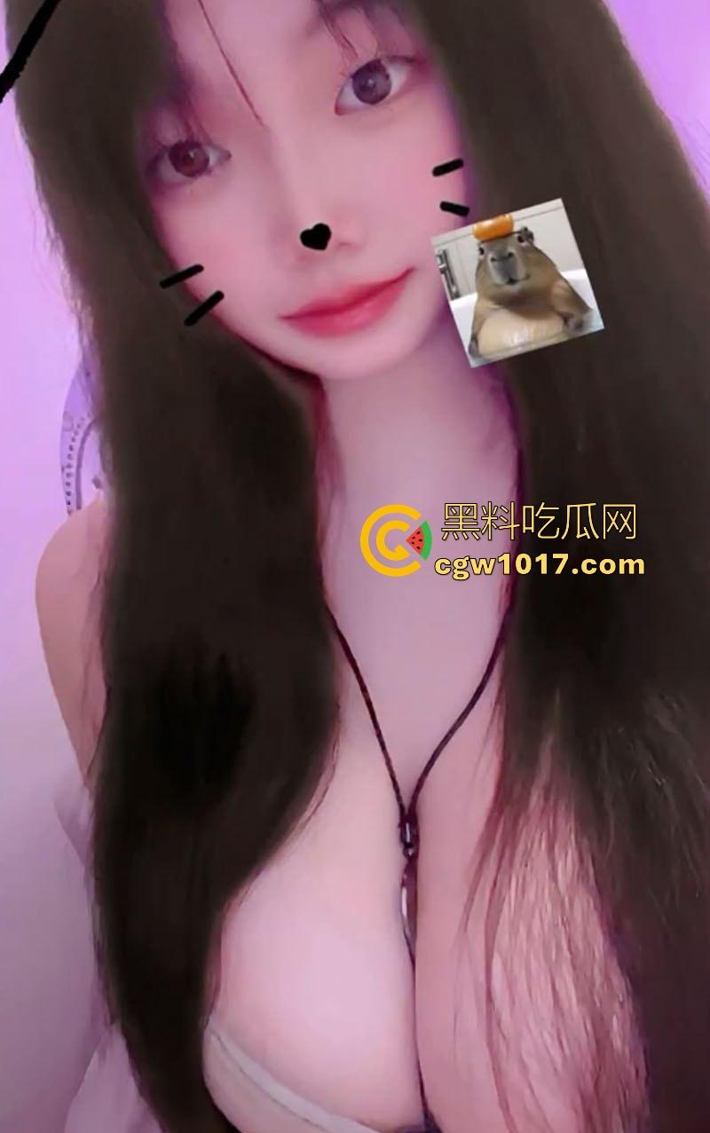 广西小母狗【梁颖琦】欠钱不还被曝光不良视频，童颜外表核弹巨乳，粉嫩骚逼道具自慰，有瓜友出2000搞一炮！-4