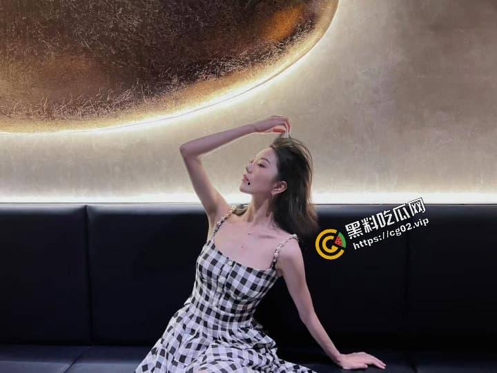 成都 梅赛德斯车友会出轨事件 小主播GYL和老公的车友约炮 性爱视频流出-6