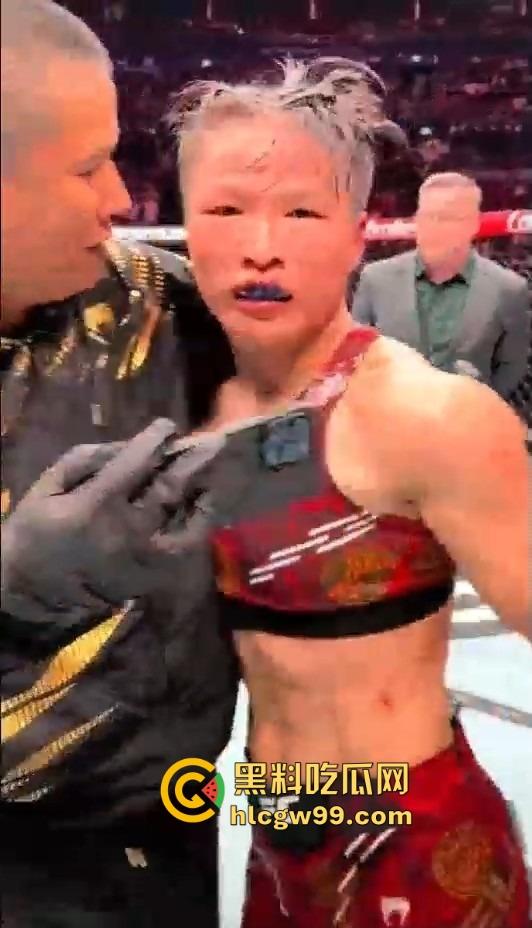 王者之名实至名归【张伟丽】UFC312鏖战五回合，生擒苏亚雷斯再夺金腰带彻底封神，双级霸主指日可待！-9