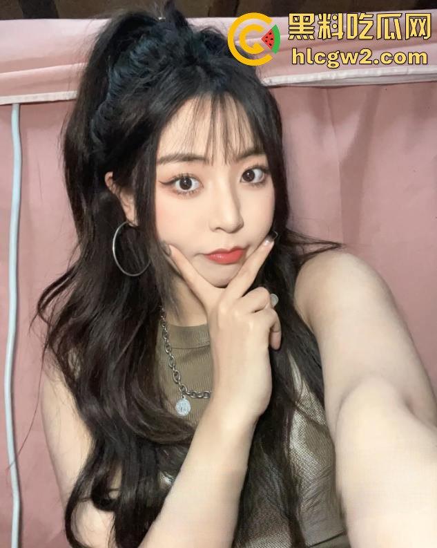 中职校巨乳老师『孟可心』酒店约炮,肉乎乎的身材抱起来狂操!微胖身材就是YYDS,操到停不下来!-10