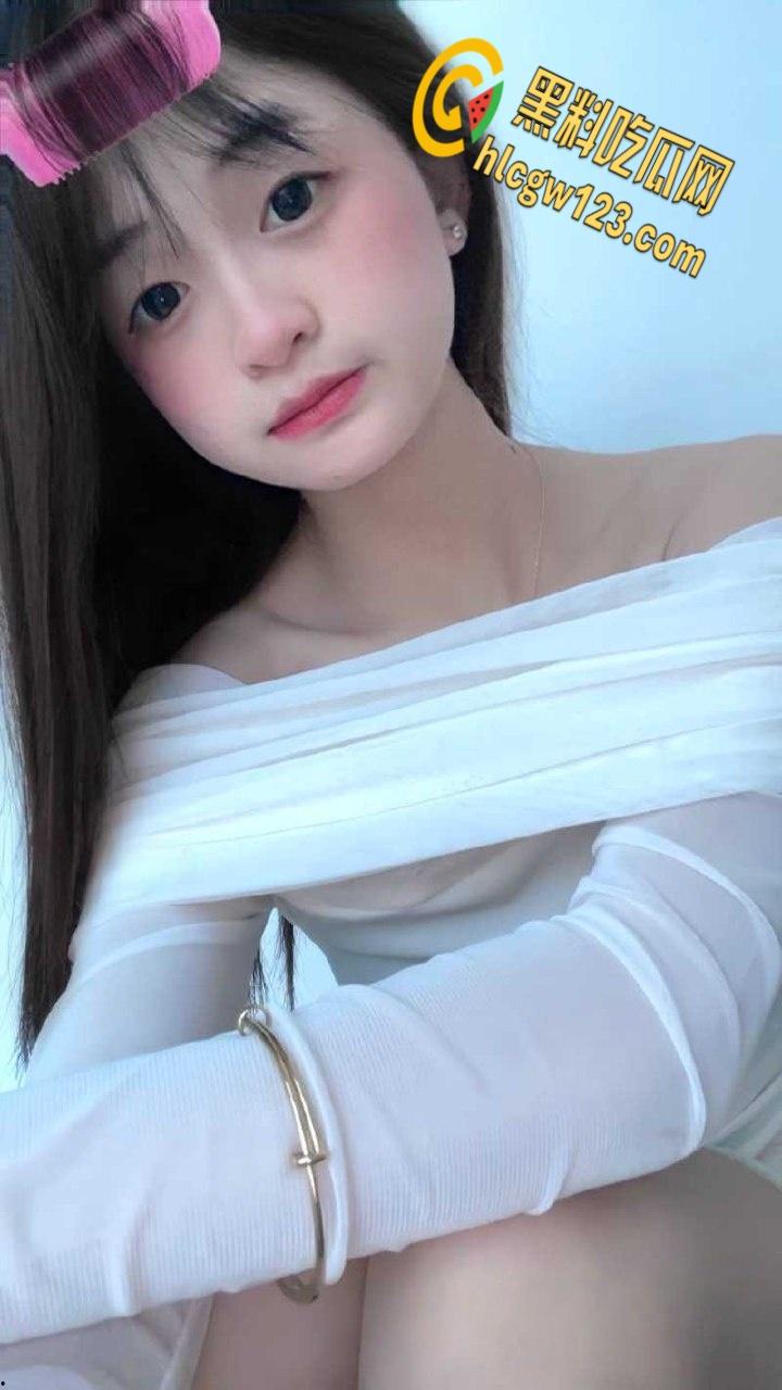 四川旅游学院【陈蓓元】,有着清纯外表却下海做外围,包一夜不做高端也不卖低廉逼价!-2