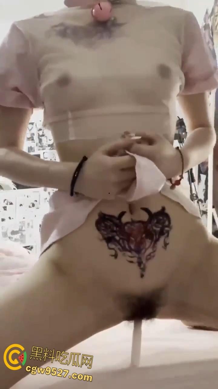 快手清纯系女网红【乔崽崽】，大尺度福利私拍，童颜嫩乳小仙女揉穴淫荡自慰，在线求操极致反差 !-6