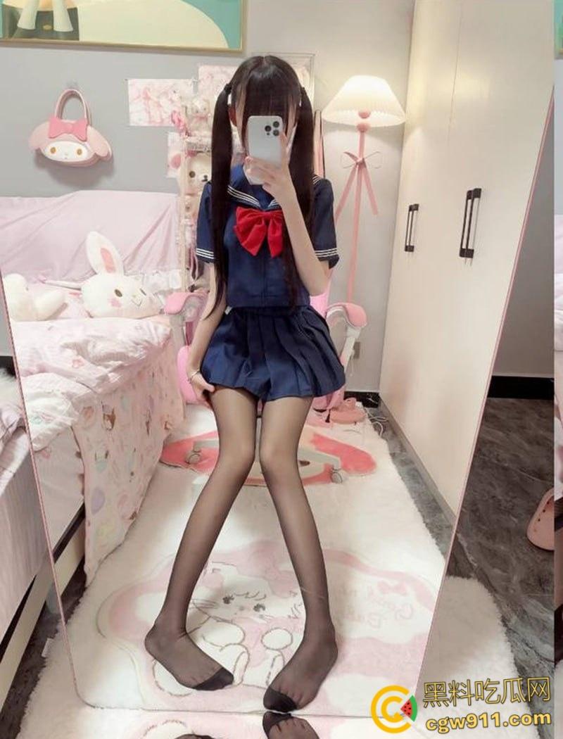 抖音网红萝莉【呆呆呓】,JK制服户外假屌自慰,线下约炮被大哥调教,狗链无套后入猛操,嫩穴高潮喷汁!-4