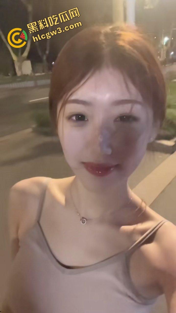 赣州幼儿师范36E豪乳反差大学妹『徐燕姿』约炮单男小哥 淫荡神情上位晃奶！原创独家曝光！-3