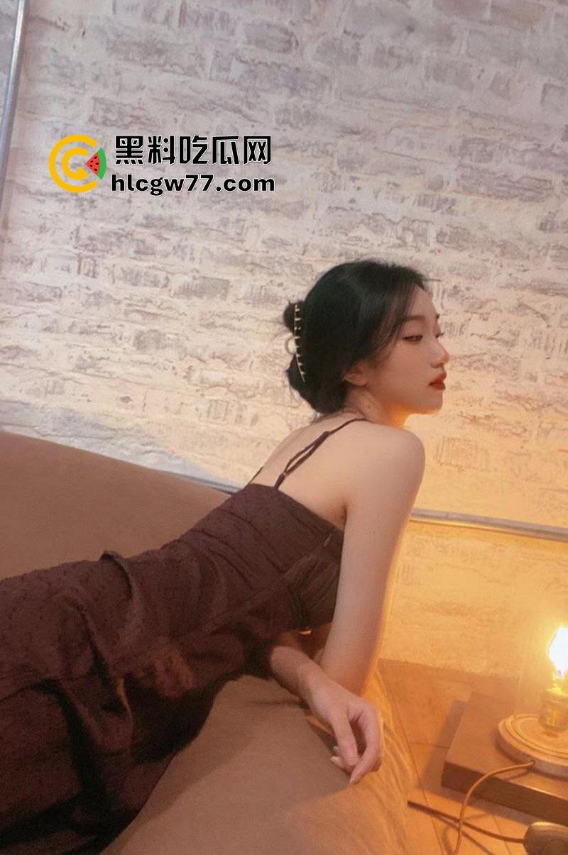 宁波舞蹈生骚母狗【范琳】,高颜值反差御姐,高冷的颜值配上高挑的身材,在床上淫叫连连!-7