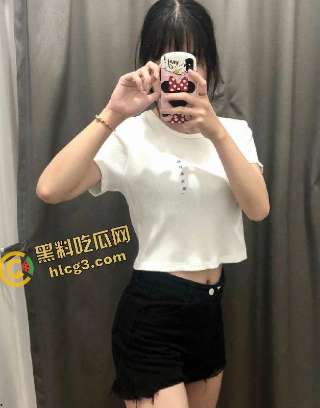 南京大学极品反差婊『叶雨婷』欠操又下贱 金主SM调教开发口爆 往屁眼注射牛奶 专属玩物-2