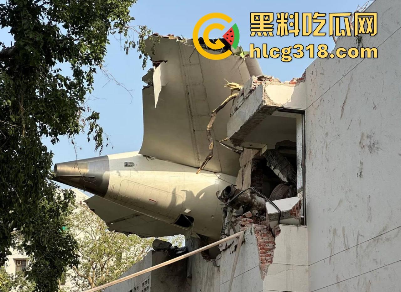 惨烈空难!印度航空AI171次客机突然空难 空难客机又是波音 初步统计已有至少200人死亡!-12