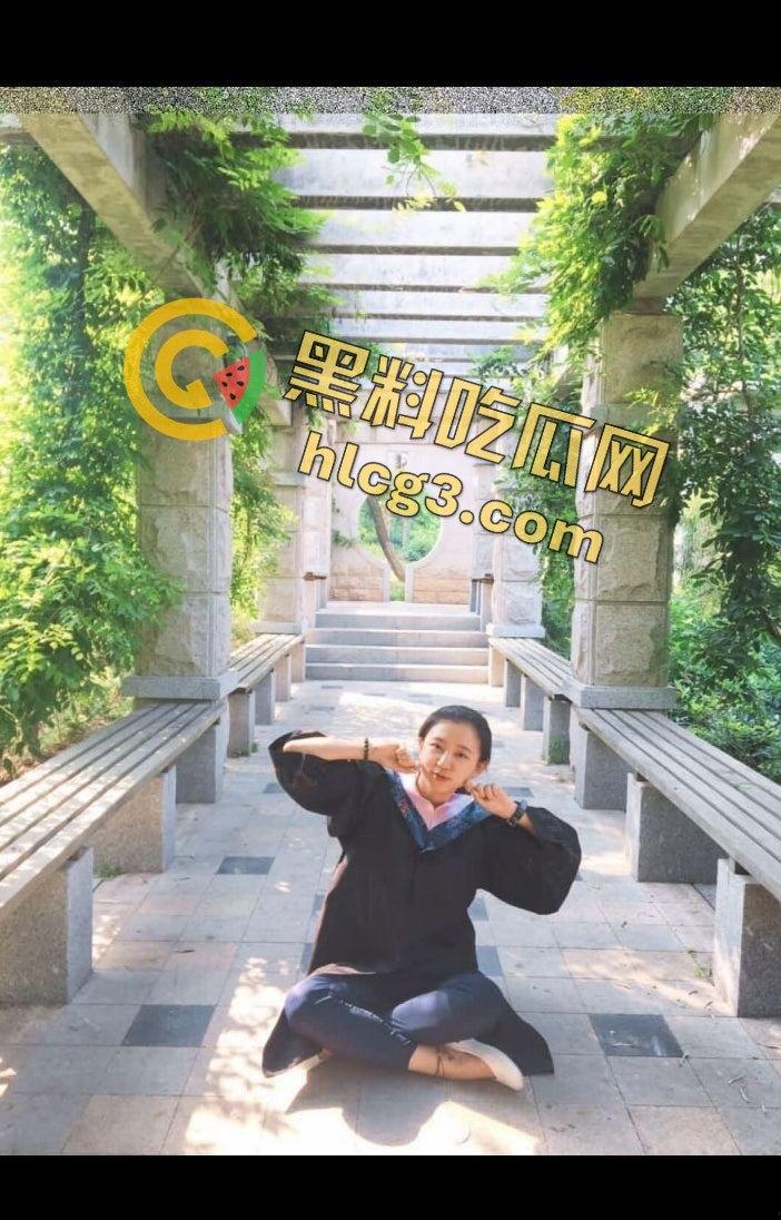 02年小母狗惊现奇葩操作!一边打王者一边被炮友操,团战输了男友还掉星,真是尴尬到家!-4