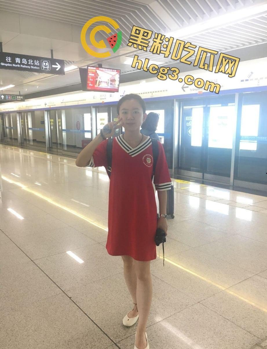 02年小母狗惊现奇葩操作!一边打王者一边被炮友操,团战输了男友还掉星,真是尴尬到家!-6