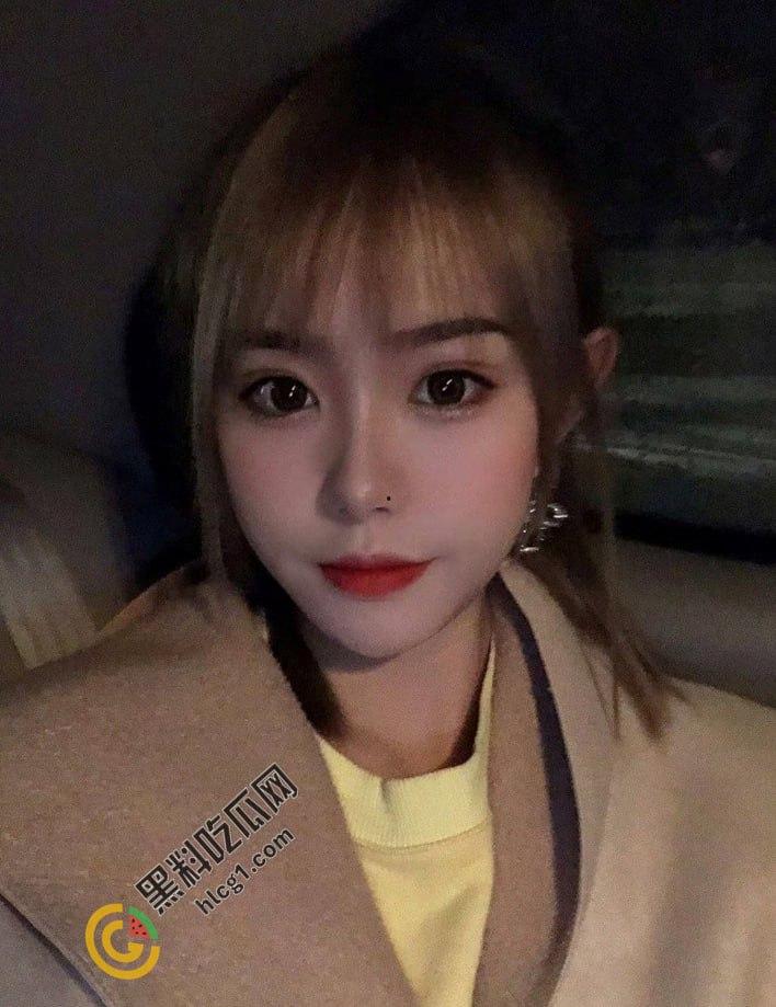 南京农业大学极品校花 曹庚仪 校内清纯可人 校外骚气十足 口活一流-5