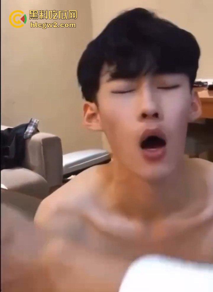 南京男子【吕彦逸】甘当狗10年，爆菊换来秦淮河畔600万豪宅，这条赛道真特么牛逼！-9