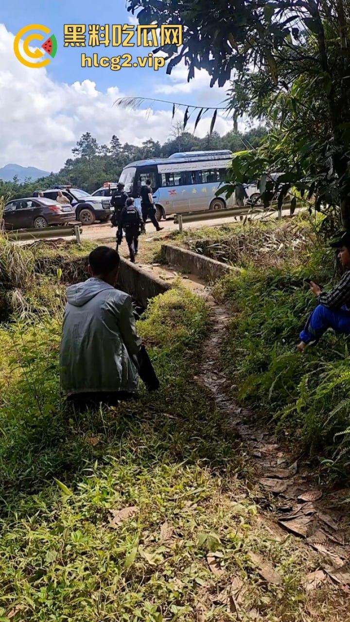 广西防城港逃犯（造成五死一伤）悬赏令已经从五万涨到20万 但是依旧没有一丝信息！-8