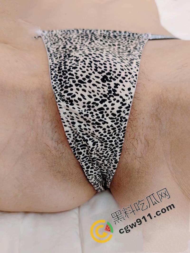 海角乱伦大神与嫂子的激情夜！嫂子洗完澡后排卵发情，疯狂求操浓精内射，全程浪叫骚话超多！-10