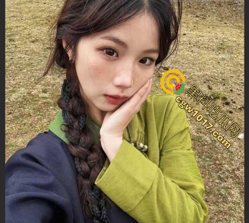 骑行圈的女神【白兰鸽的事】翻车大戏！和大哥撕逼后被怒爆性爱视频，原来床上就是一条骚母狗！-4