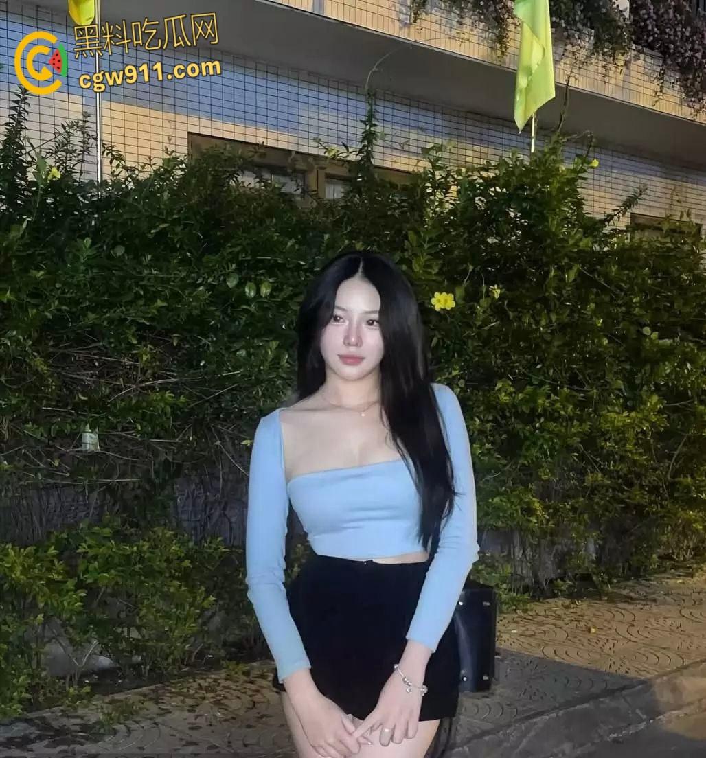 抖音拜金女【Tender】，线下约炮榜一金主，大哥又是抖音一号又是1314，直接让母狗到酒店乖乖挨操 !-5