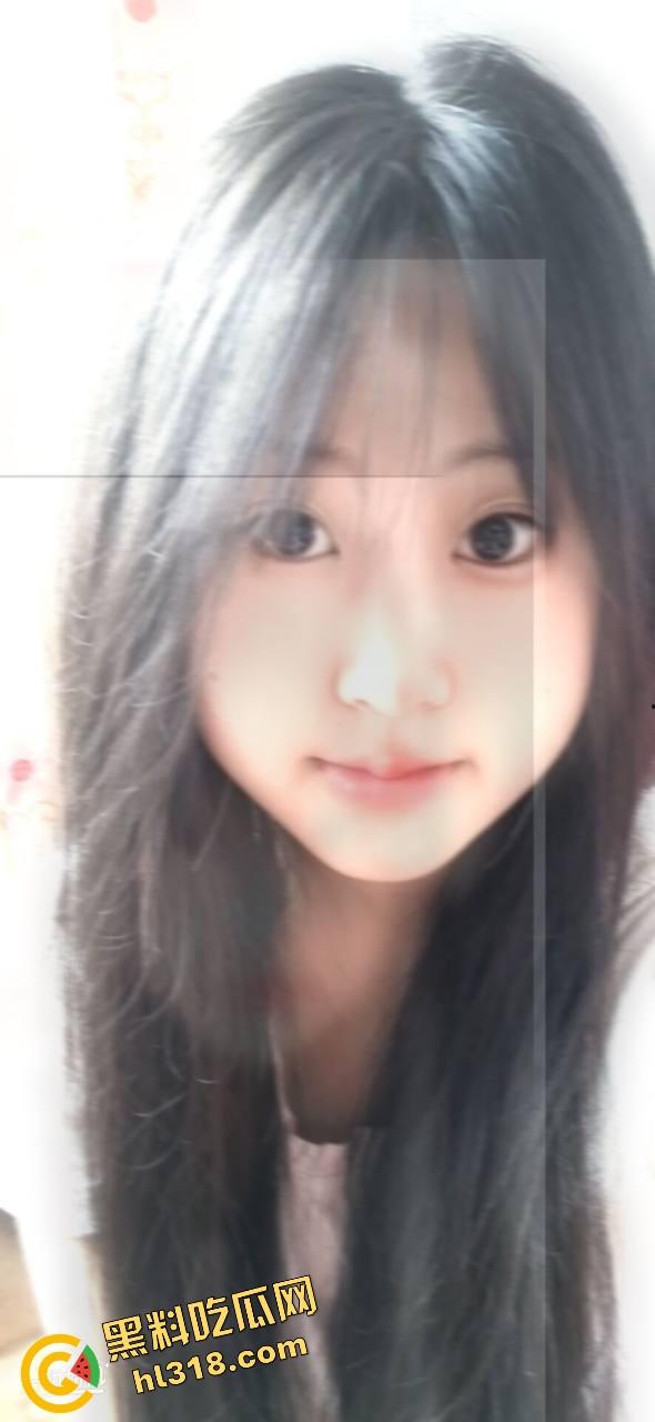 赤裸女奴街头裸坐,公然挑战道德底线,为主人任务无视众人,这是人性的扭曲还是道德的彻底沦丧?-3