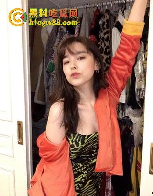 宅男女神『 沫子 』早期和榜一大哥啪啪视频流出,叫床浪到不行,小母狗本性暴露无遗!-7