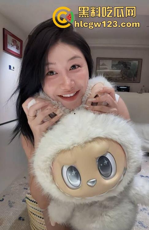 极品巨乳网红【扶摇】与男友性爱视频泄密 完美胸型女神被男友疯狂猛操后入 骚叫不断！-9