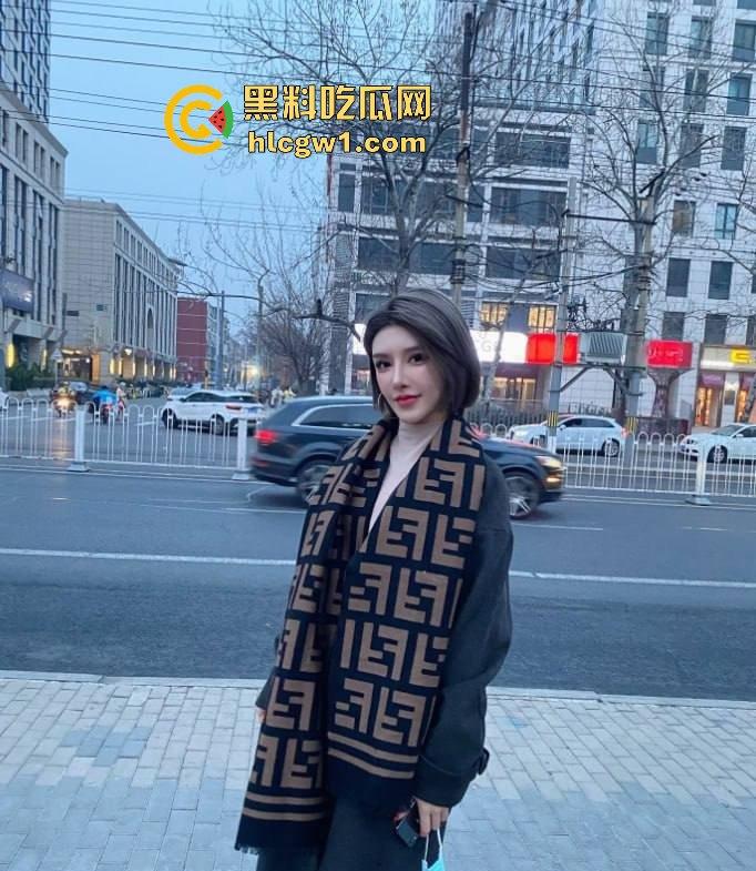 300万粉丝大网红【小喵大宝】全裸自慰视频外泄!本是大哥独享福利,结果全网疯传!-17