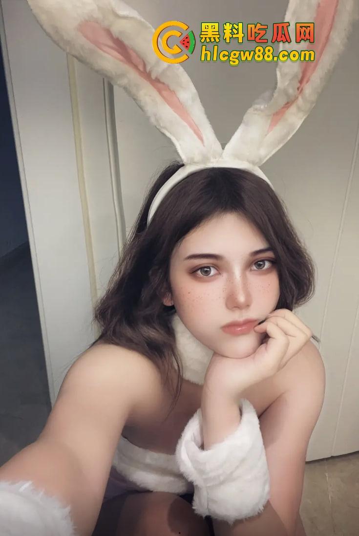 24万粉丝舔的抖音女神『A韩小优baby』现实里是P图怪，床上被操翻白眼，明码标价给钱就能约！-8