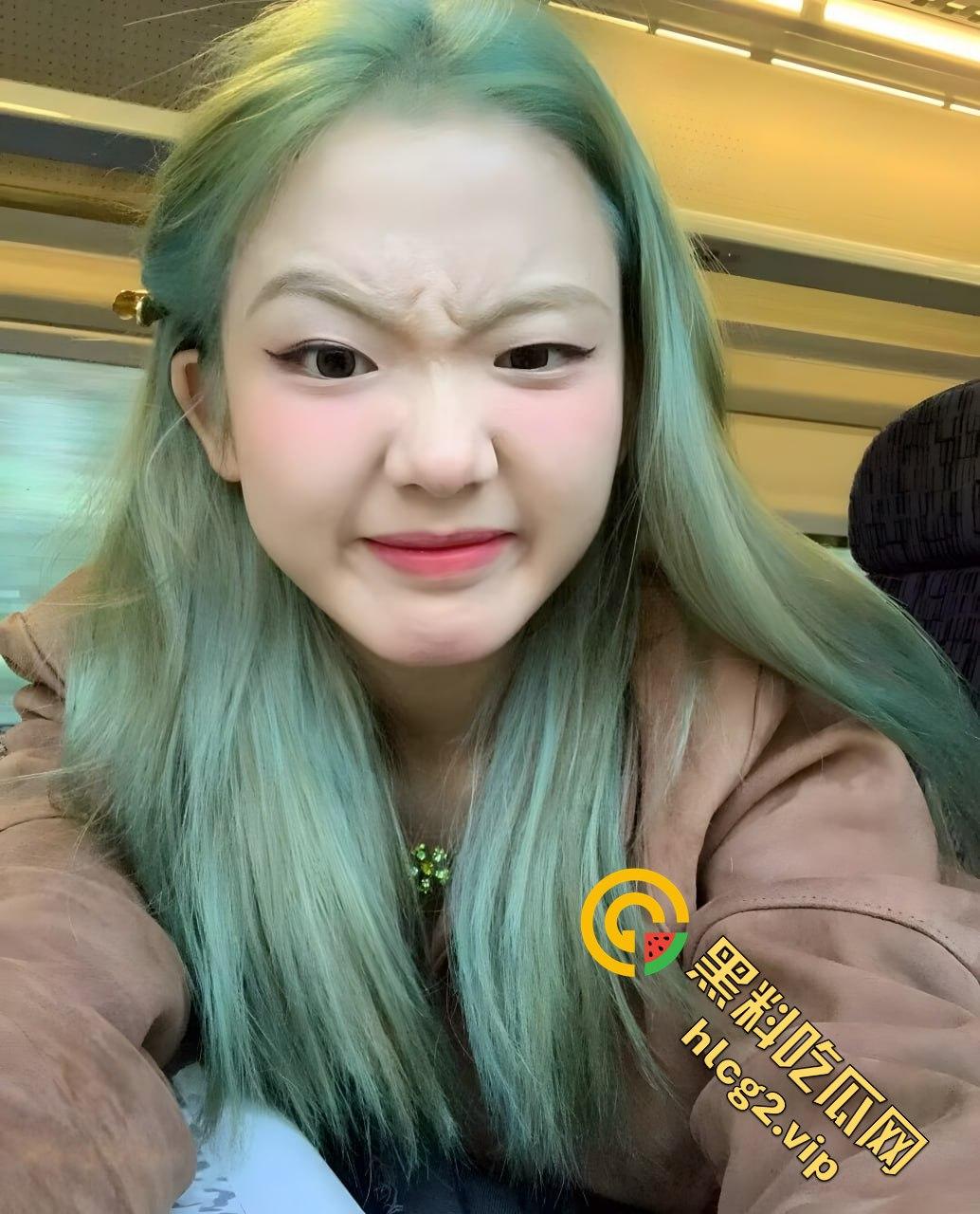 广西大学孙轶可红绿灯组合翻车！和男友约炮开房被偷拍，iCloud泄密引发热议！-2