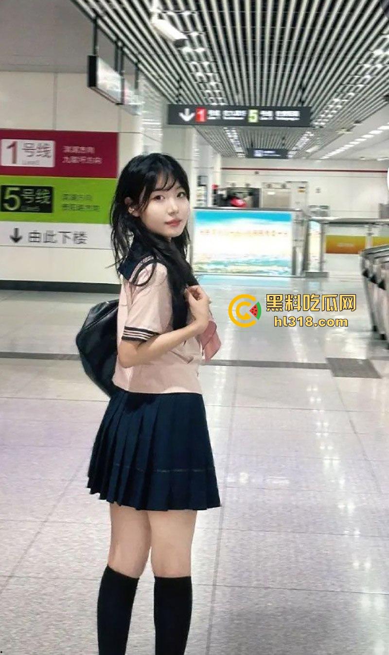 抖音约炮研二女学生，私密聊天记录超级直接，无套狂操淫水直流，粉穴翘臀让人欲罢不能！-7