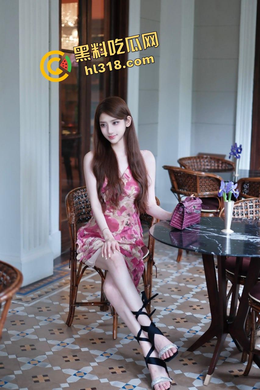 双穴充气扩张直接升华，嘴巴奶子逼全塞满，三个洞都被撑得鼓鼓的，充实到连呻吟都喊不出来！-1