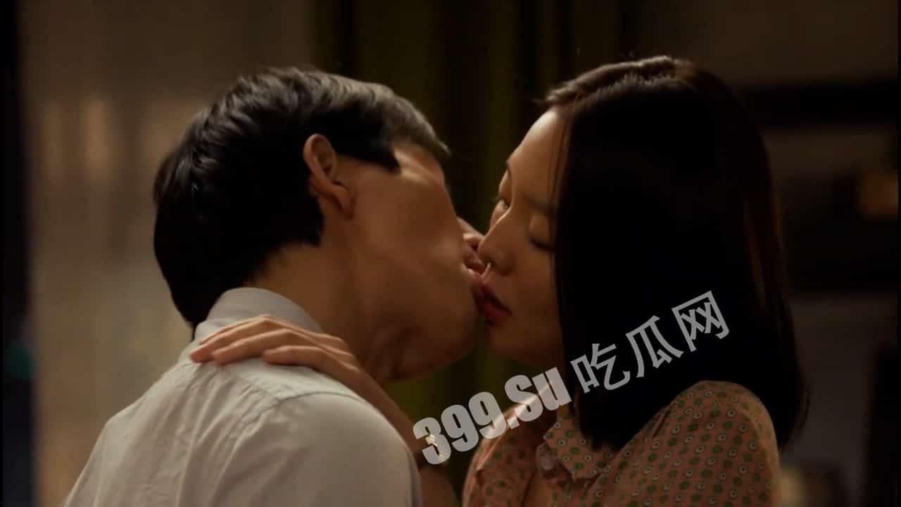 看多了进进出出 在看这种若隐若现的激情片段 反而一下被戳中 韩国情色片集锦-3