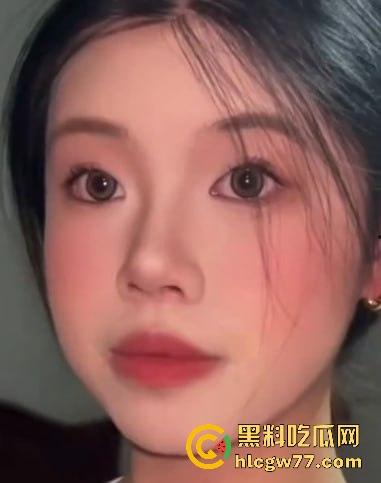 极品巨乳福利姬【李雨】大尺度付费视频流出，硕大浑圆大奶子上演超大尺度自慰 淫水狂喷！-3