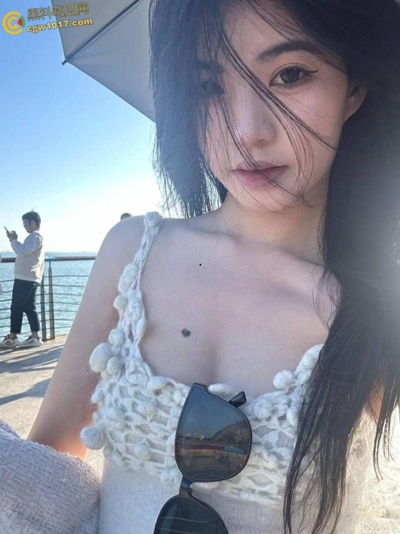 哈尔滨反差学妹【孙薇薇】跟男友做爱视频泄漏，跳蛋震颤骚穴淫水喷涌，清纯学妹床上骚浪无比！-3