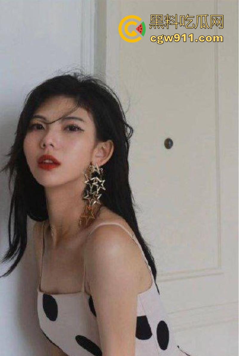 中国地质大学篮球拉拉队长【李怀楠】性爱视频曝光，御姐女神深喉口爆，花式做爱技巧娴熟，画面香艳火辣！-2