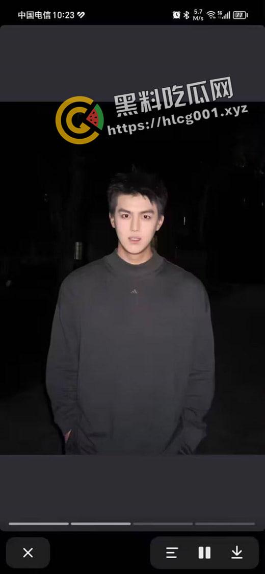 吴亦凡哥哥开直播了？光头蹬个缝纫机  在里面还想着我们 他真的  我哭死-4