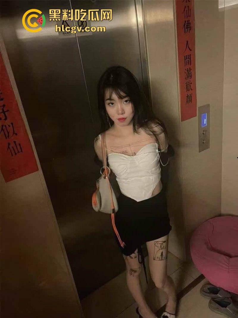 北京房山区人妻【孙晔子】被曝以房租为由要挟男租客上床 京姐发骚 玩坏打工人的腰！-5