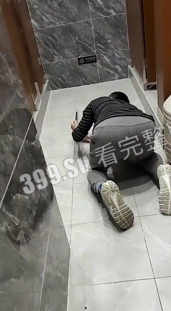 变态 往往拥有一颗大心脏 完全无惧世俗的眼光-6