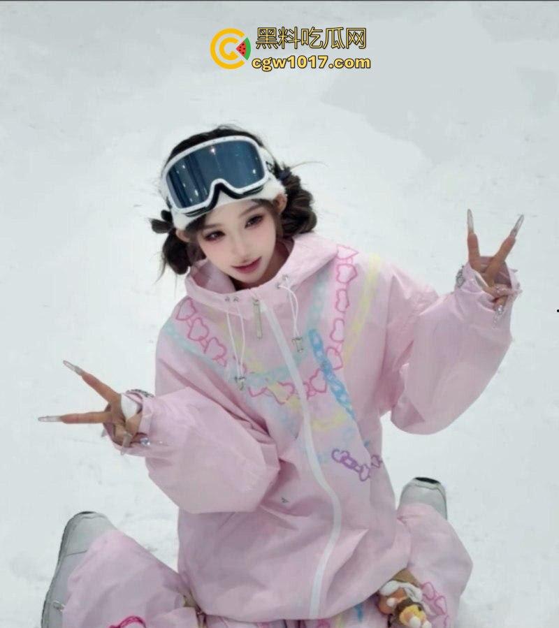 抖音百万级网红 老白不喝酒 被曝拒付3000陪滑费 女主发文控诉 身份却被实锤为外围女 完整版！-3