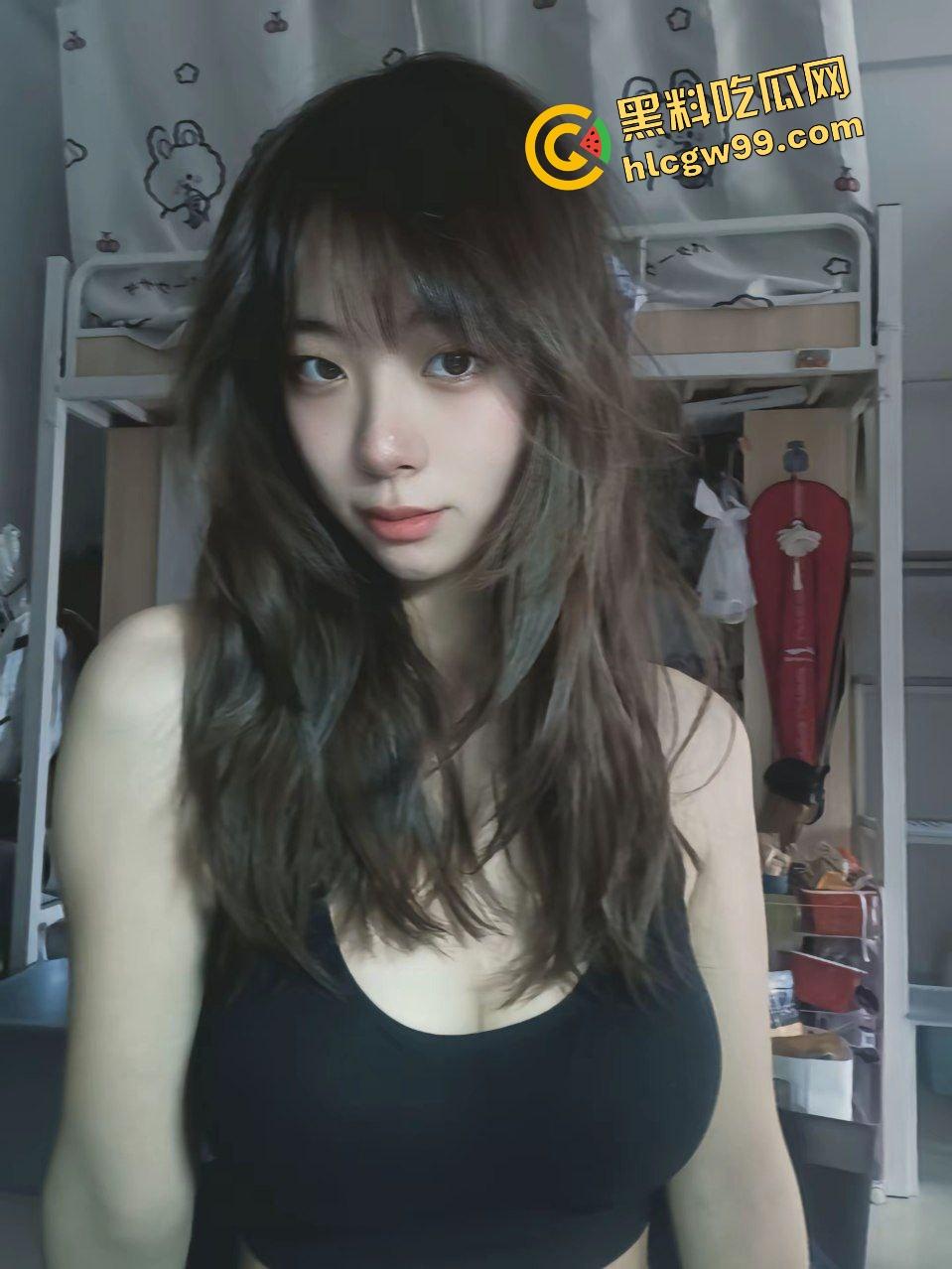 抖音贵医科清纯御姐【想吃芝士】光鲜亮丽的背后却是大哥的肉便器母狗,跑去武汉约炮淫荡后入!独家曝光流出!-3