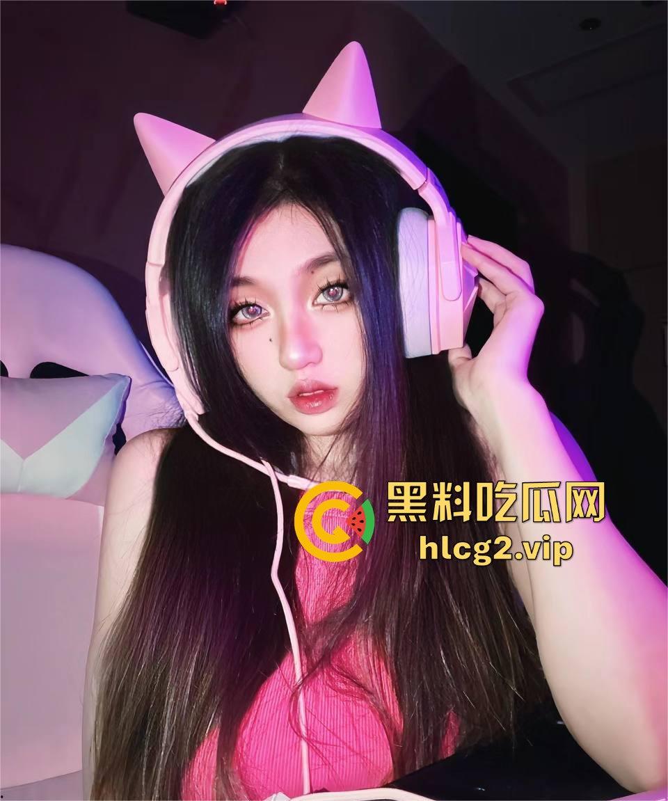 抖音博主ay的奇思妙想日记背着金主偷找男友!金主怒发激情视频,博主账号注销狼狈退场!-3