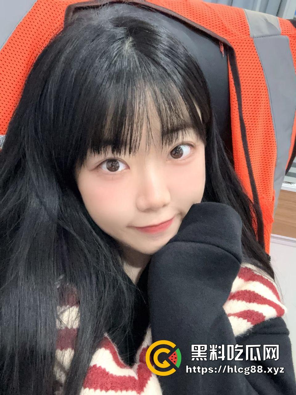 福建艺术学校清纯小太妹,高中就已是肉便器榨精小能手,酒店暴插嫩穴直冒白浆还不舍得拔出!-1