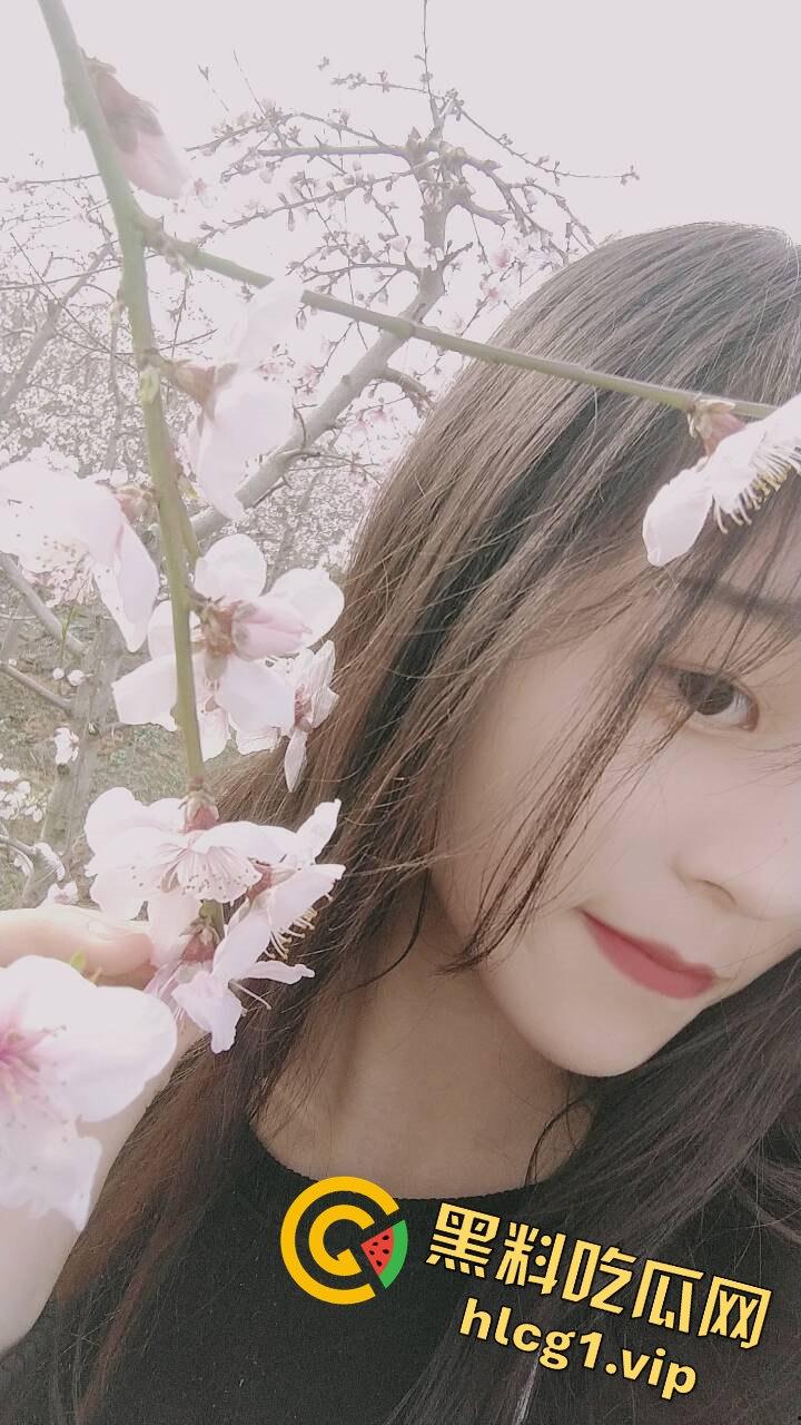 小姐姐与男友的激情视频流出！内射过程被绿帽男友分享给兄弟-1