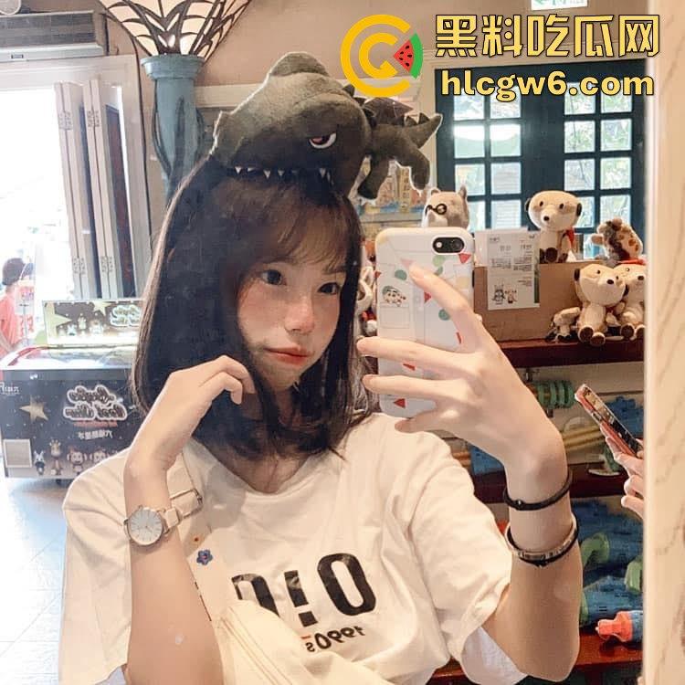 广东职业学校校花【刘萱萱】被校男友强制后入视频遭曝光，蜂腰翘臀卡哇伊，反差人格喜欢被调教。-7