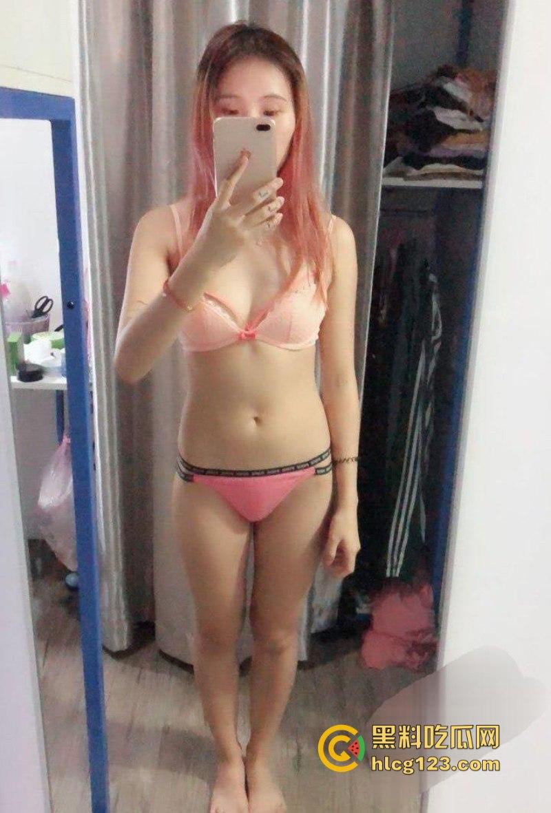 湖北襄阳96年漂亮少妇【潘颖聪】裸贷到期未还款 曝光劲爆自慰视频 水多到屏幕都快被喷湿!-3