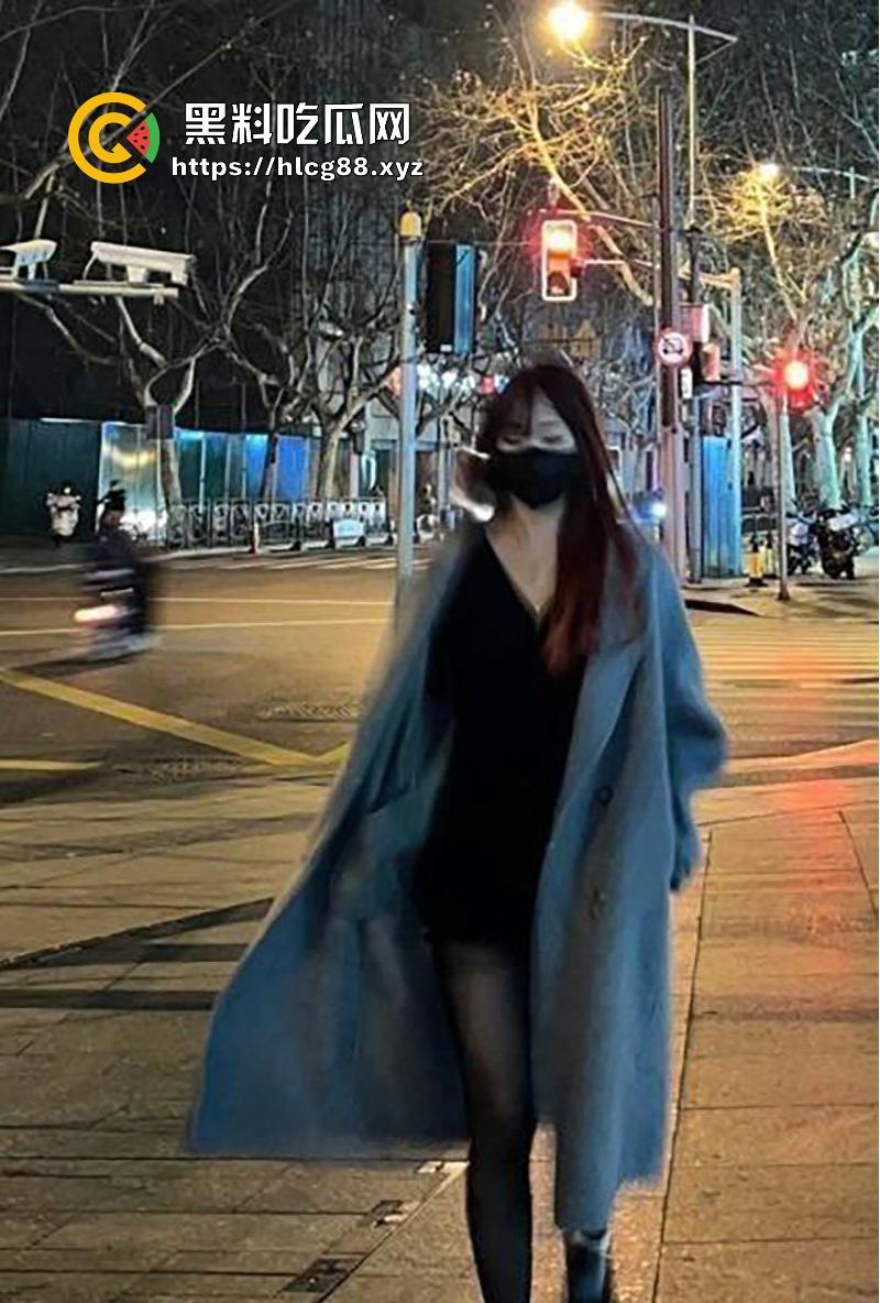 南京大学大四极品学姐【林亦如】到公司当实习会计 被老板潜规则玩弄 激情吃鸡射一脸,性爱自拍流出曝光!-2